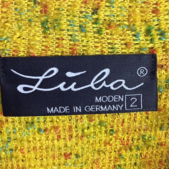Luba Moden Germany Asymmetrical Plus Poncho - Picture 7 of 8